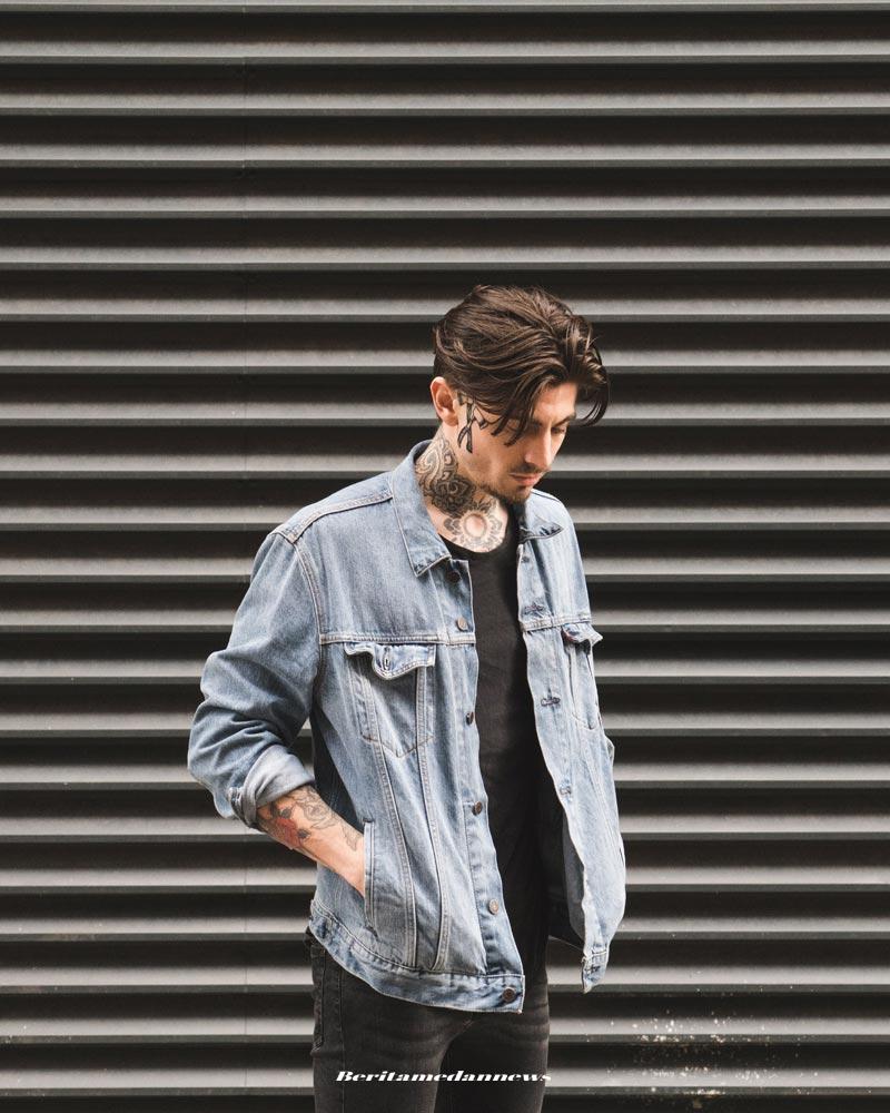 It's important for aspiring models to understand the realities of this industry and to be prepared to work hard and persevere in order to achieve their goals