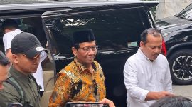 Cawapres 03 Mahfud MD berziarah ke Taman Makam Bung Hatta, Tanah Kusir