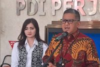 Konpers Sekjen PDIP Hasto Kristiyanto di DPP PDIP, Menteng