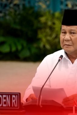 Prabowo Tegaskan Kemandirian Indonesia di Tengah Pemulihan Bencana Sumatera