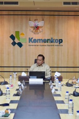 Kemenkop Perbarui Strategi Komunikasi, Sasar Milenial dan Gen Z