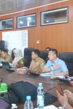 Kasus Pembongkaran Billboard Berizin Berujung RDP, Istilah ‘Perangko Kilat’ Muncul Di Ruang Rapat
